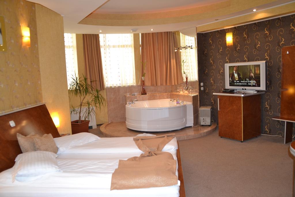 Hotel Helin - Calea Bucuresti Craiova Luaran gambar