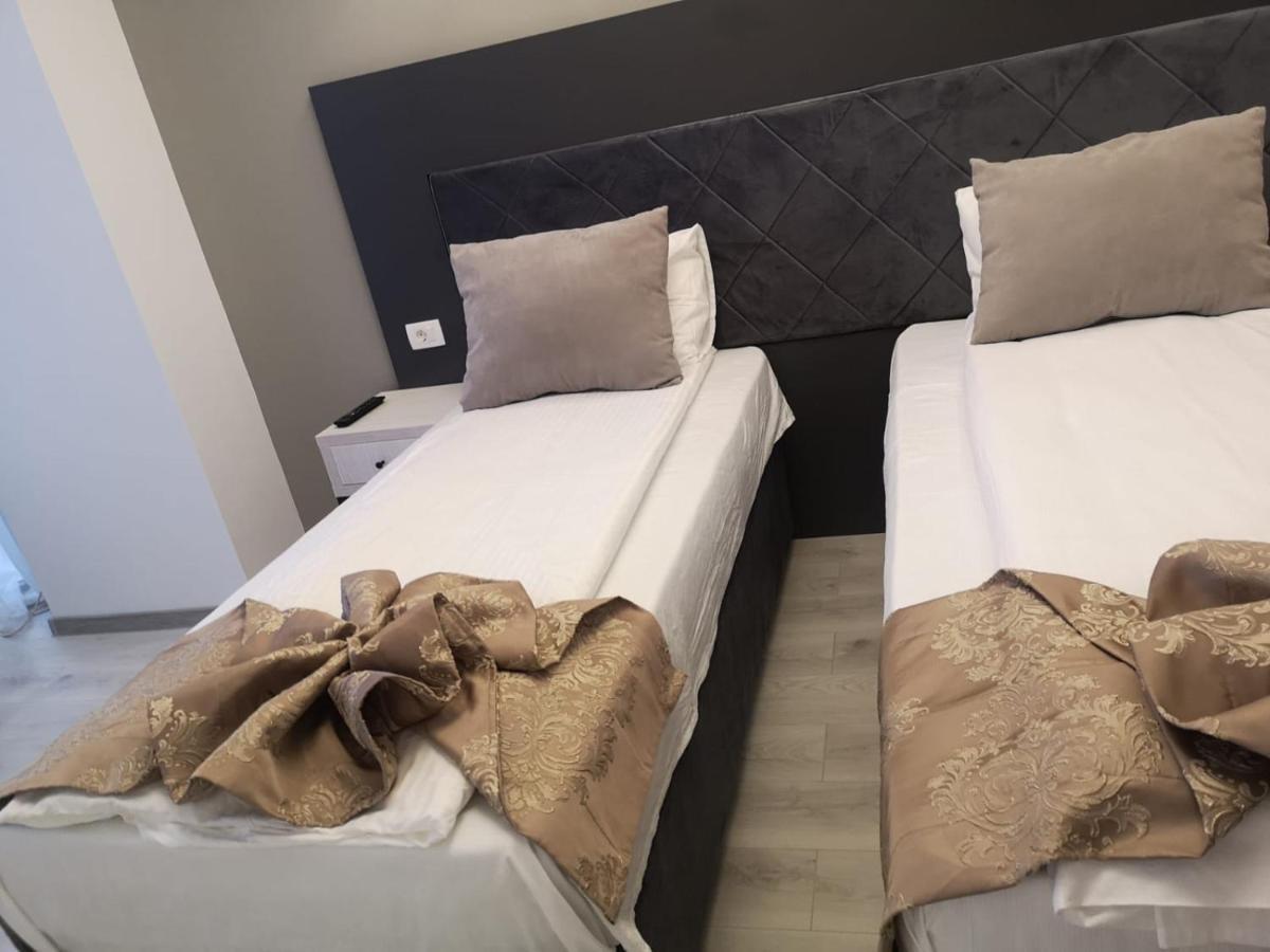Hotel Helin - Calea Bucuresti Craiova Luaran gambar
